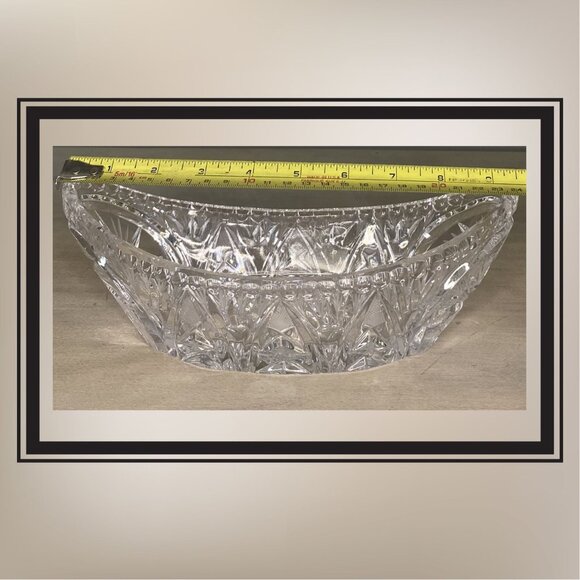 Vintage Pinwheel Crystal Cut Oval Boat Shaped Bowl - Picture 3 of 8